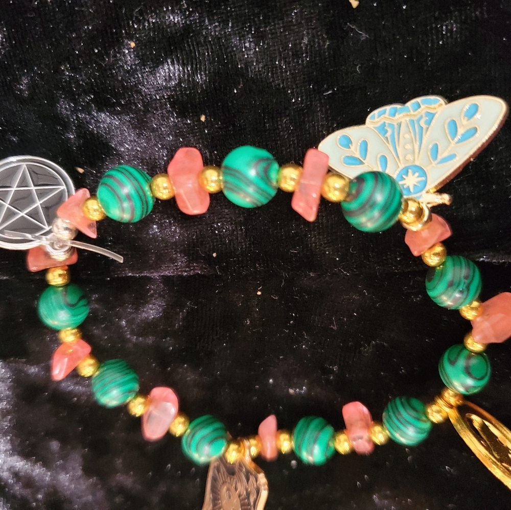 Taurus bracelet - Picture 4 of 4